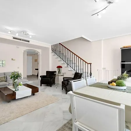 700m 2 Golden Mile Beaches And Puente V112 Marbella