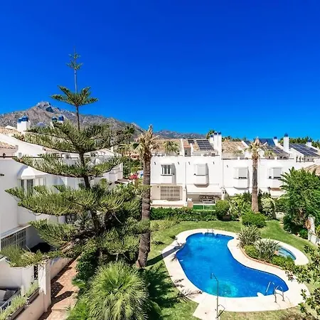 Holiday home 700m 2 Golden Mile Beaches And Puente V112 *